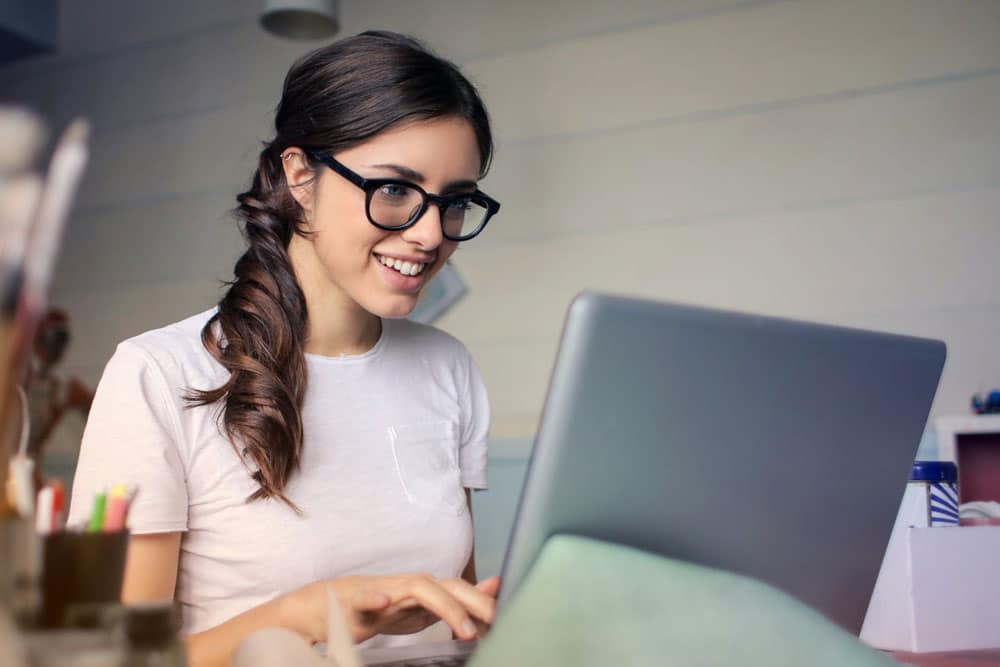 Woman on a computer